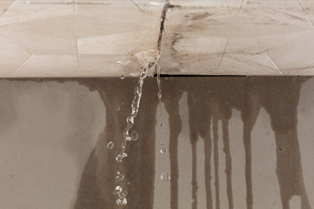 Professional Burst Pipe Cleanup technician working in Mountain Center, CA
